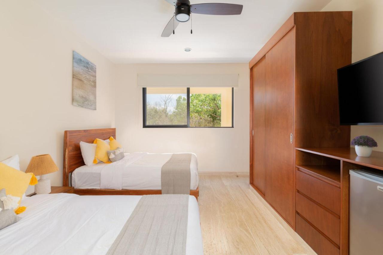 Exclusive Paramar Ve Penthouse In Tulum By Lockey Best For Walking To Commercial Zone In Aldea Zama Chambre photo